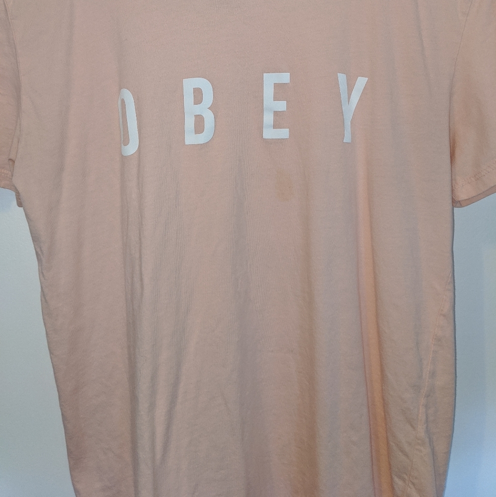 Obey Tee